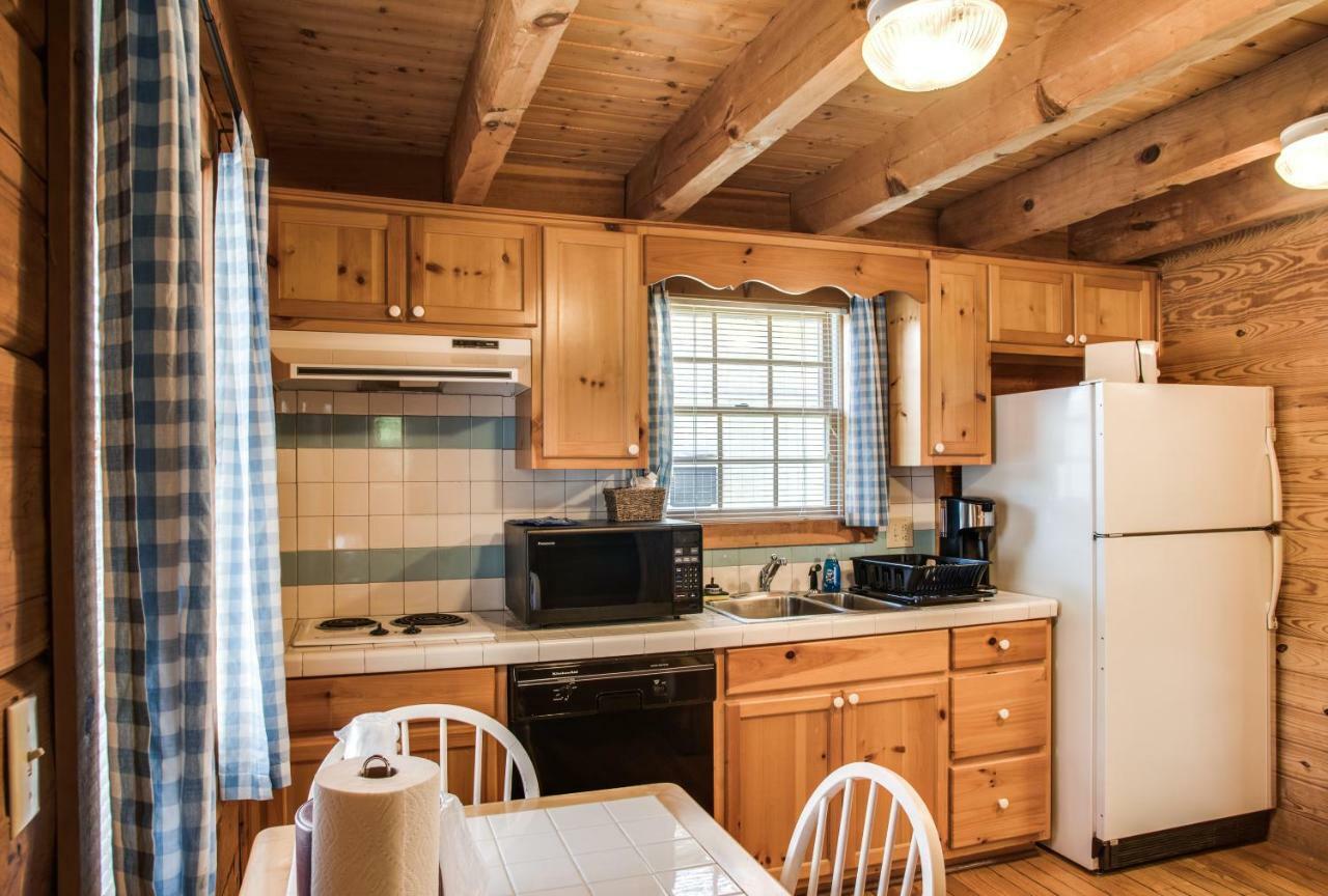 Boxwood Lodge Blowing Rock Near Boone-University Exterior foto